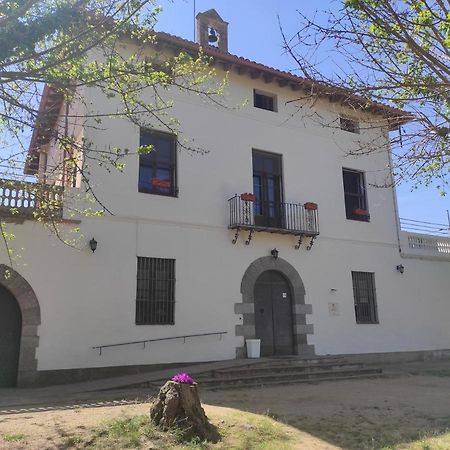 Can Rabassa Hostel Vallromanes Luaran gambar