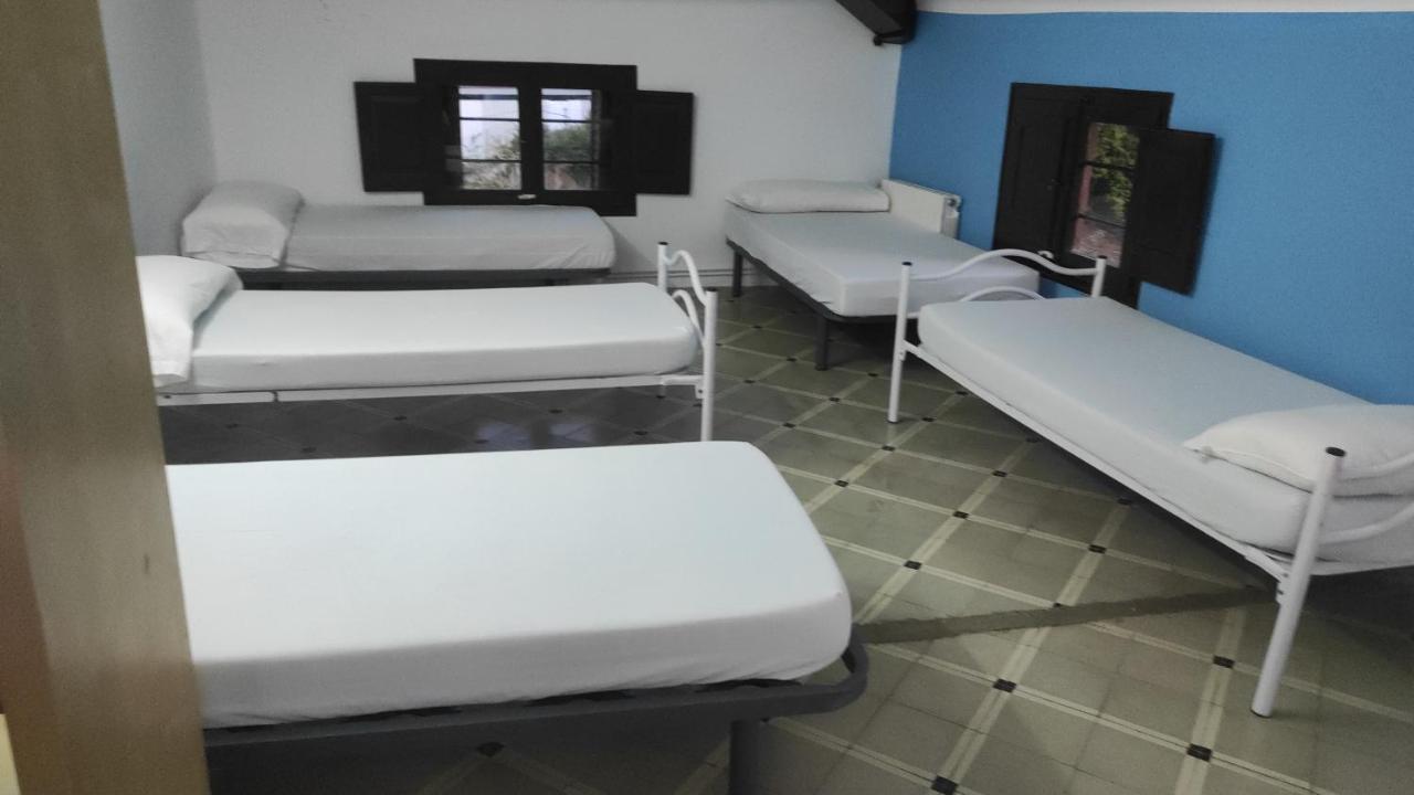 Can Rabassa Hostel Vallromanes Luaran gambar