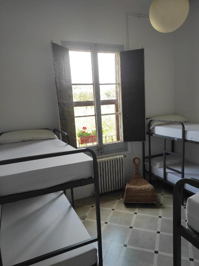 Can Rabassa Hostel Vallromanes Luaran gambar